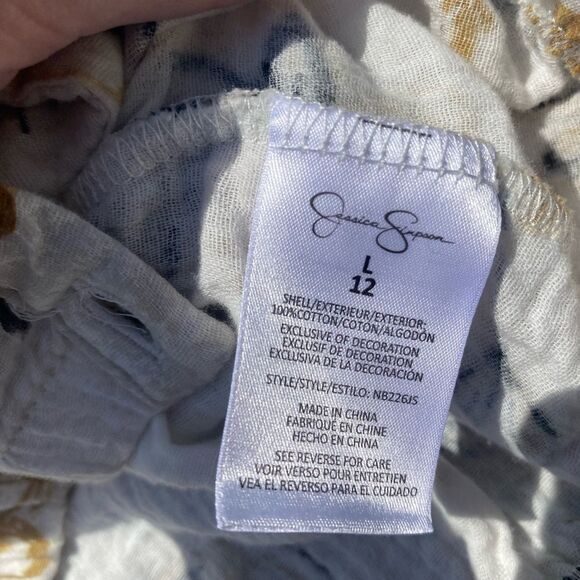 Jessica Simpson large cream floral long sleeve 10/12 button up top - Picture 4 of 5